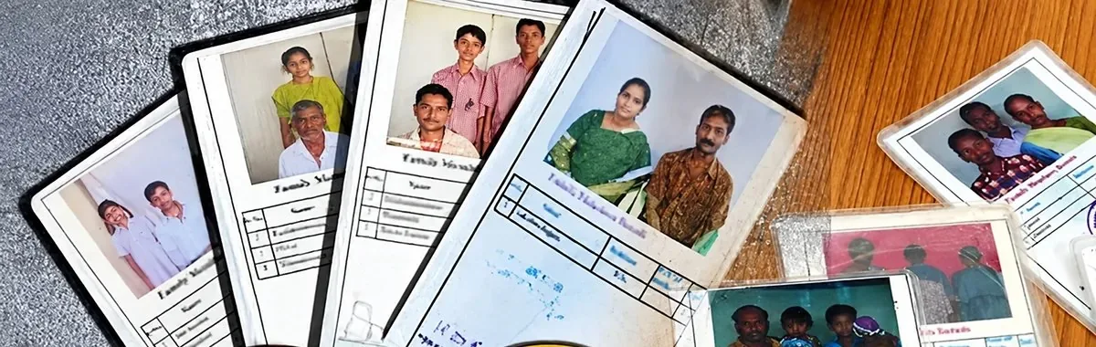 తెలంగాణలో ఇప్పటిదాకా వాడిన పాత కాగితపు రేషన్ కార్డులు
